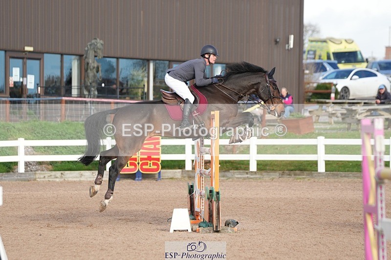 251108-143331-02875 - Cls 16 Snr 1.30m and 1.40m