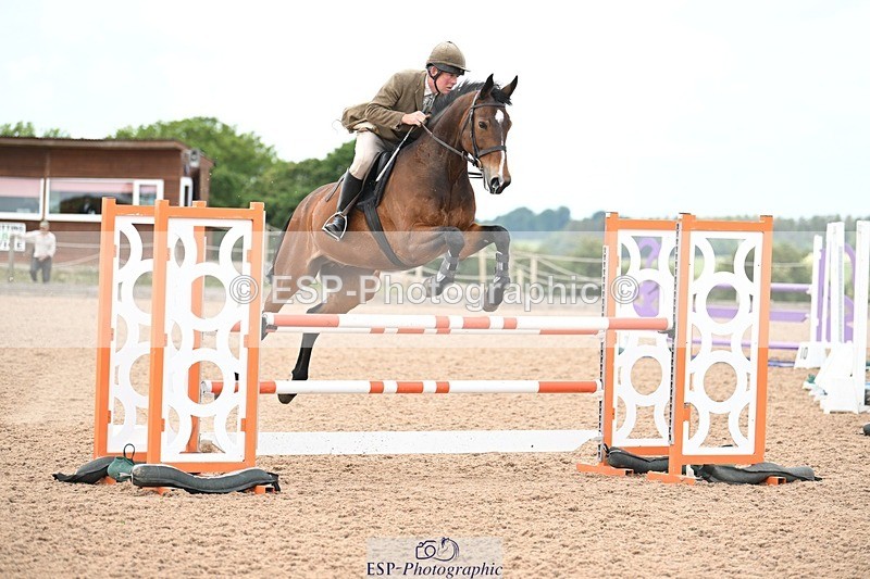 250611-123851-00501 - Cls 4 Snr Newcomers & 1.10m Open