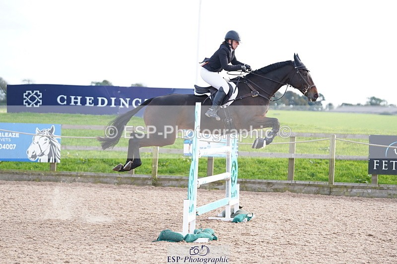 241005A-160456-05150 - SAT Cls 12 Snr Fox & 1.20m Open