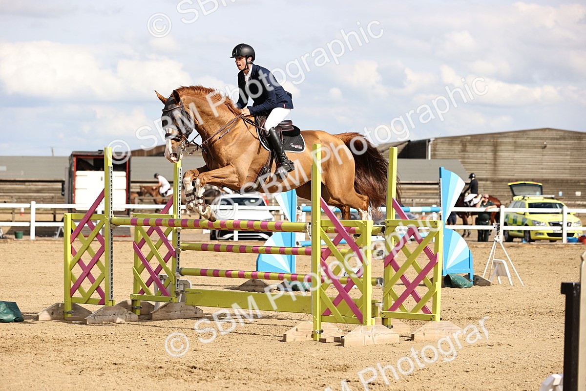 SBM_003695 - Class 13 - Senior Foxhunter - 1.20m