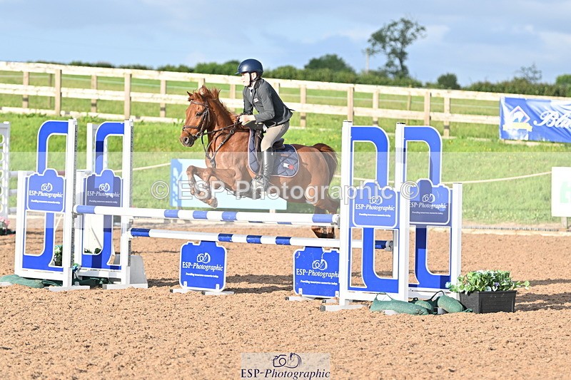 240628A-194017-01943 - Cls 7 Graham Heath 128cm + 138cm