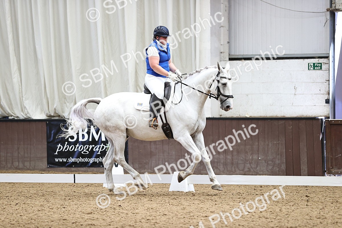 SBM_001926 - Novice 4 - 11.15-13.22