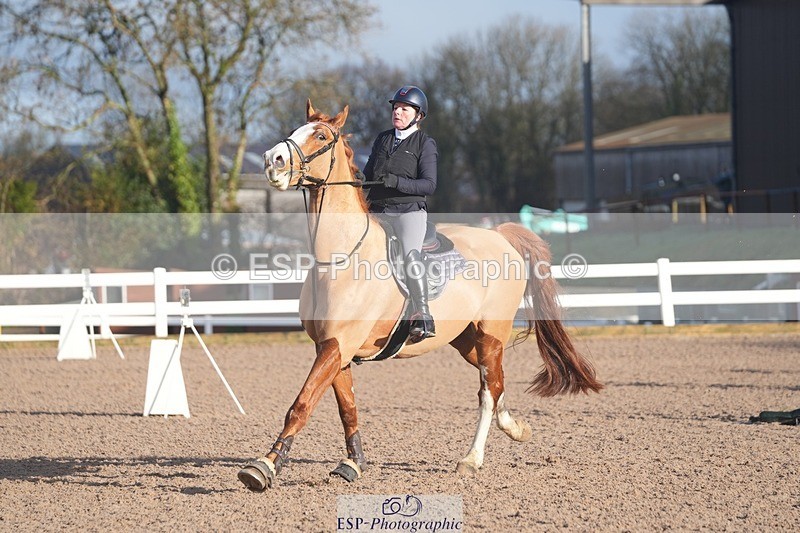 260201-101031-02993 - Cls 16 British Novice and 90cm