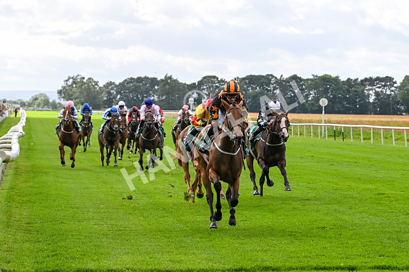 090824-Race 3-South Parade-4507 - Race 3