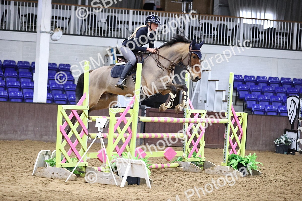 SBM_005524 - Class 17 - Senior Newcomers 1.10m