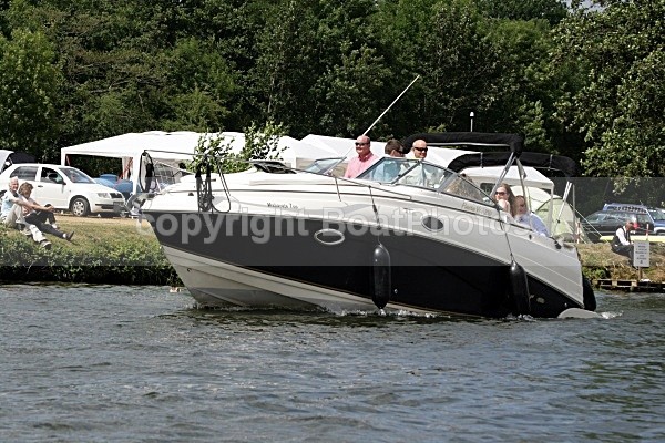 090704 MAHARAJA TOO IMG_0840 - HENLEY REGATTA  SATURDAY 4th JULY 2009