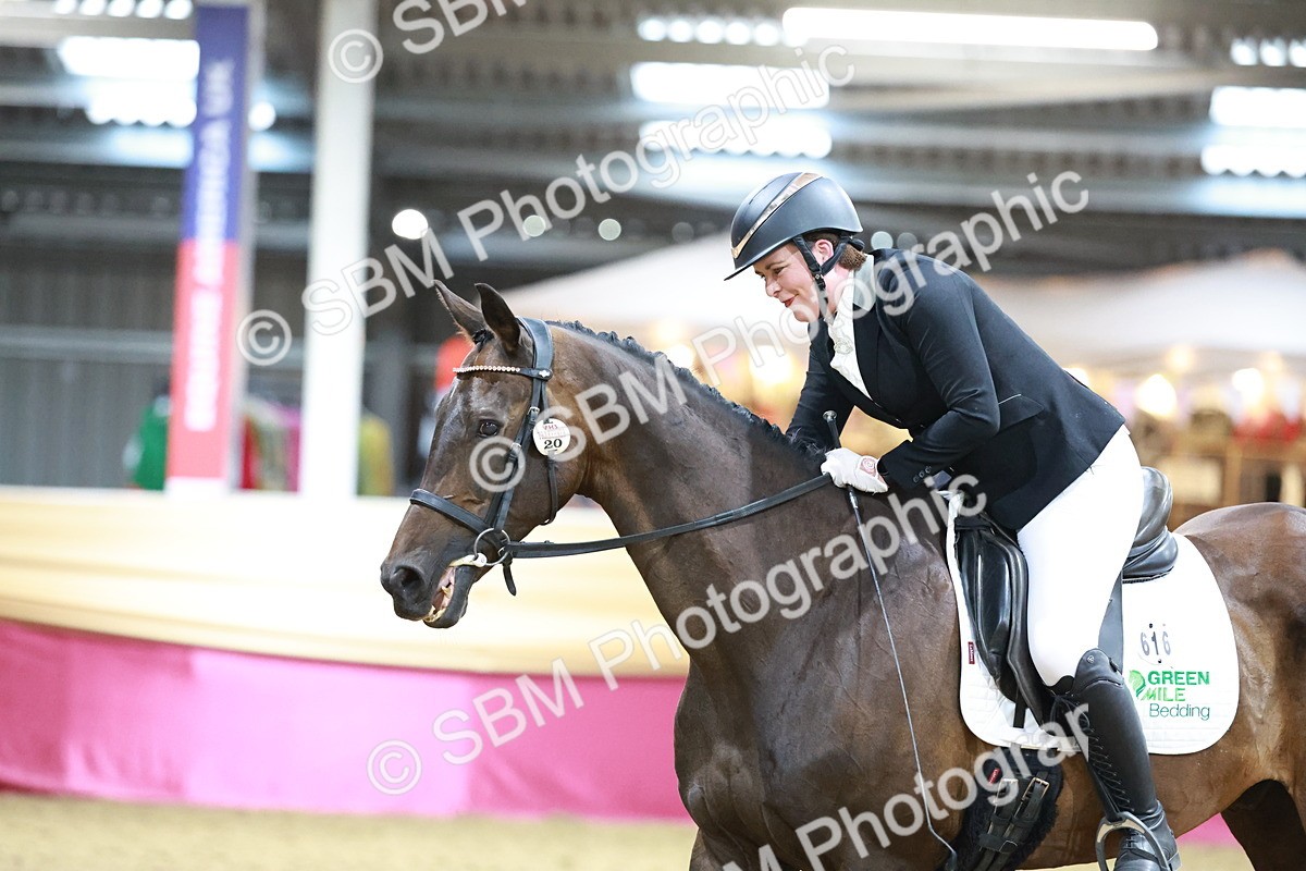 SBM_09359 - Class 61 - Dressage to Music