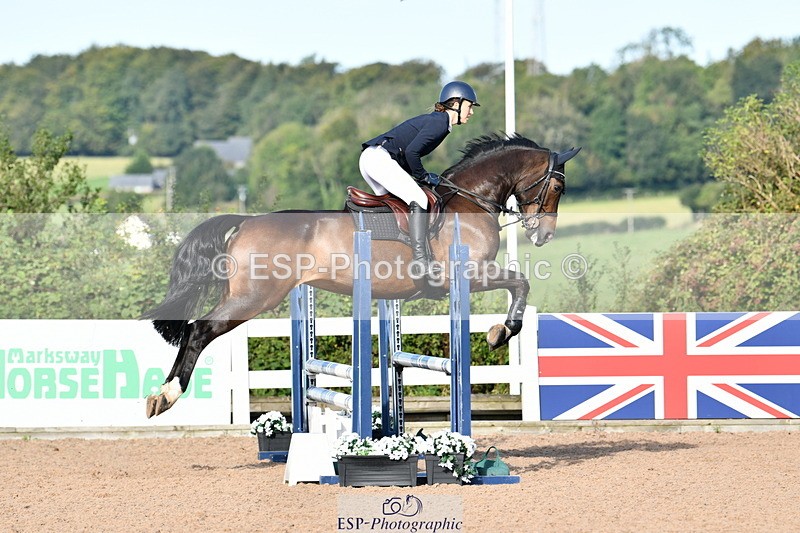 240913A-093046-02945 - Cls 20 Snr British Novice and 90cm Open