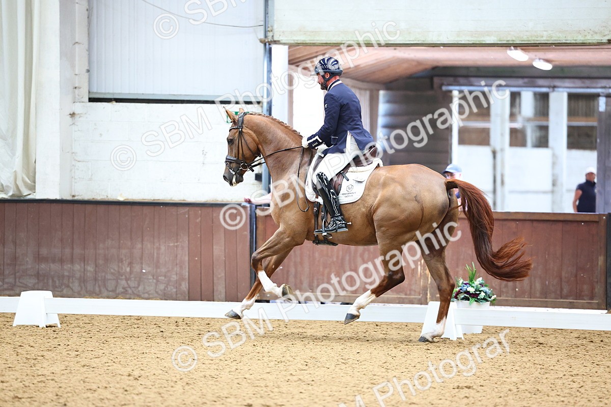 SBM_006386 - Class 5 - novice 6 - 12.04-13.07