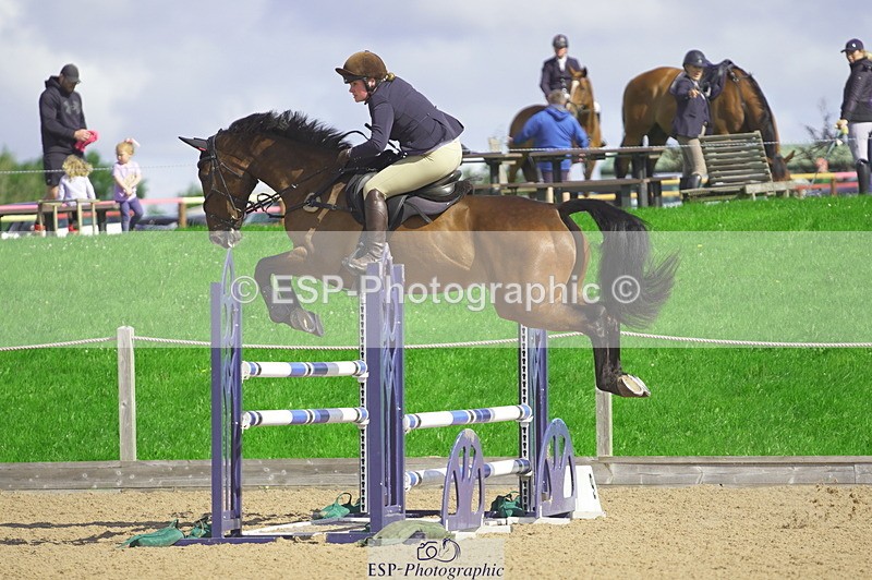 230806A-101436-00978 - Cls 12 Snr 1.05m