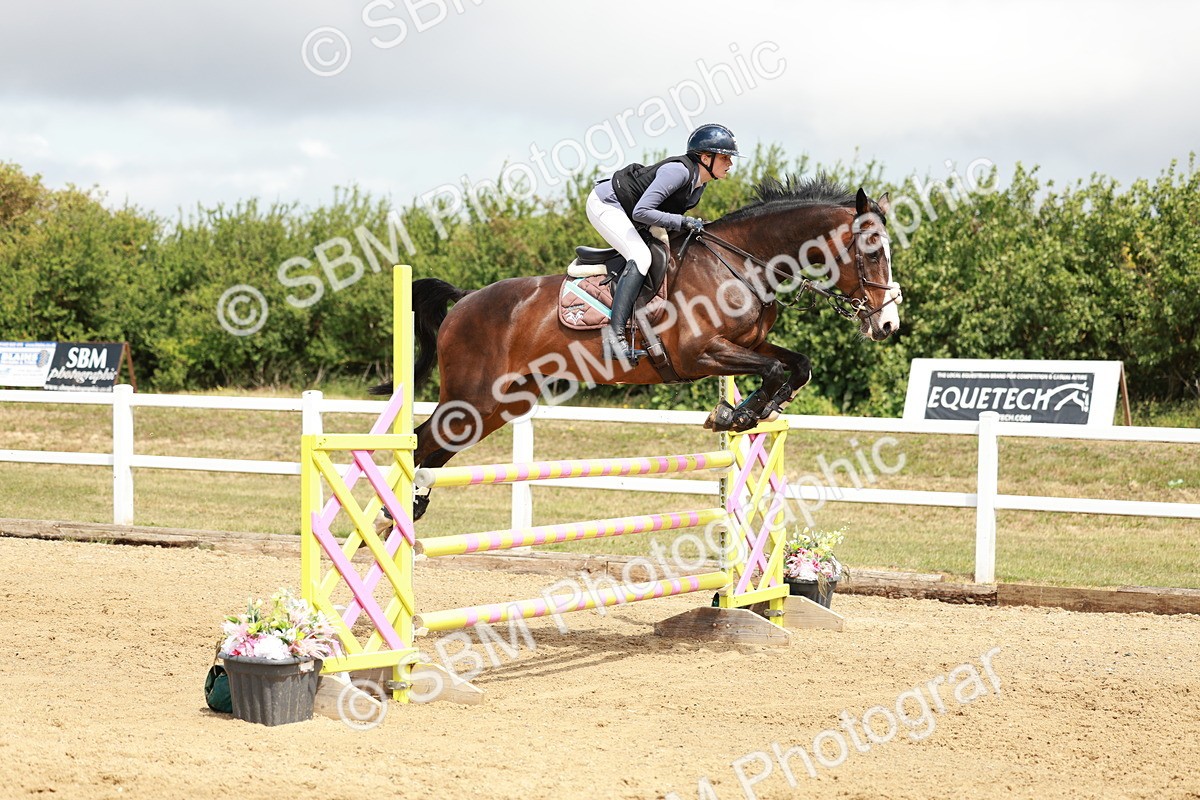 SBM_007081 - Class 2 - Senior Discovery - 1.00m Open