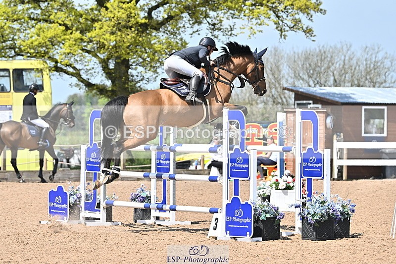 240509A-124306-01838 - Cls 10 National 1.30m Open