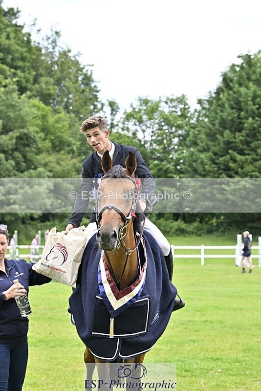 240711-125333-26984 - Cls 117 HOYS Grade C Jump Off and Presentations