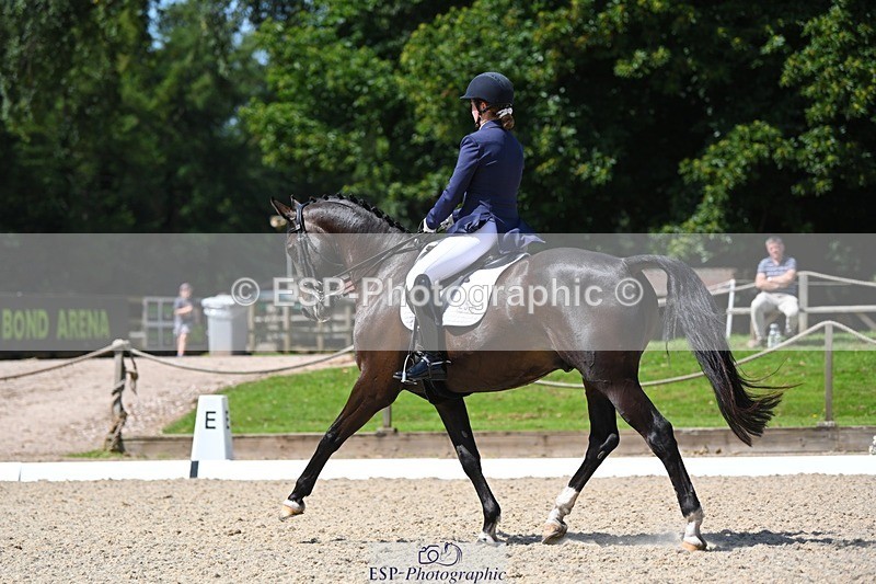 230811-121527-01218 - Cls 4 Adv Medium Silver