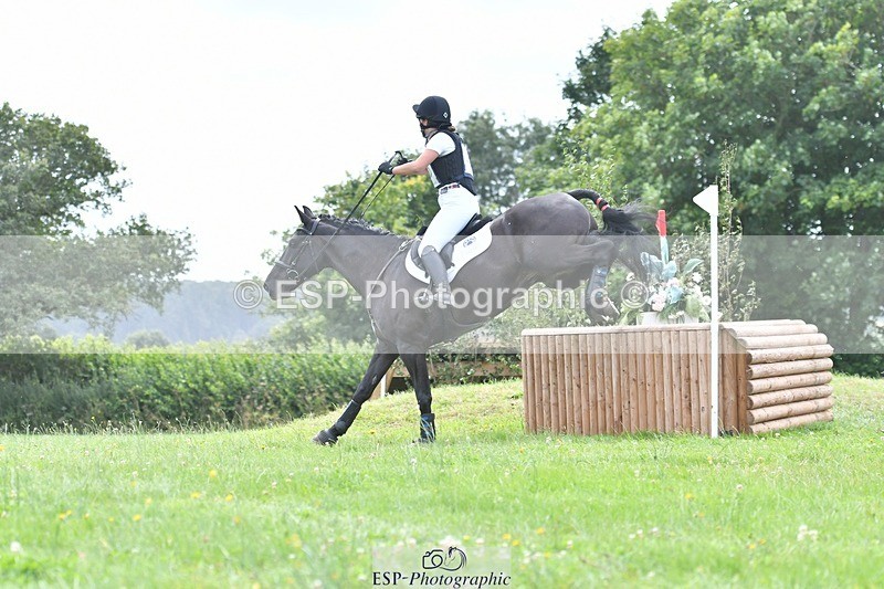 240803-143011-07946 - 220-Eleanor_Newcombe-MR_DARCY