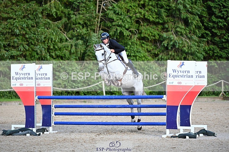 240706-192001-17851 - Cls 39 1.05m Amateur Quali and Open