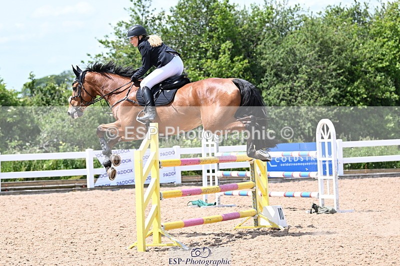 240619A-141324-00483 - Cls 4 Snr Newcomers and 1.10m Open