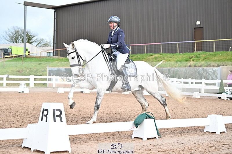 240218A-131025-07561 - 120-PAULA.LEE-Deseado.Santo