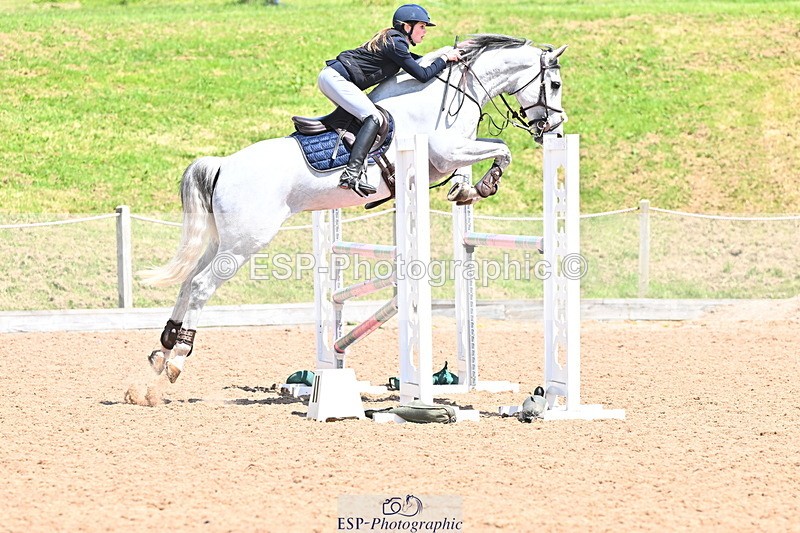 240608A-130608-02476 - Cls 4 Snr Newcomers and 1.10m Open