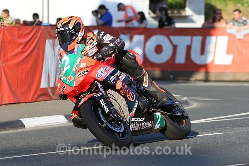  - Saturday Practice Newcomers/Supertwins