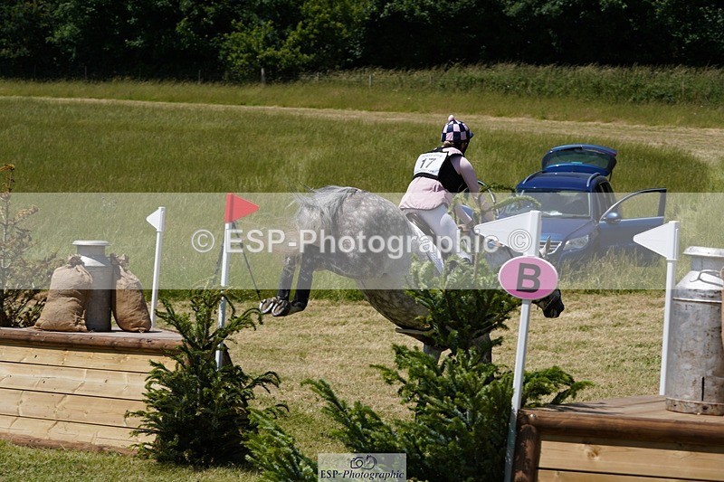 240629X-122922-2001 - 017-Jessica_Long-LADY_GREY