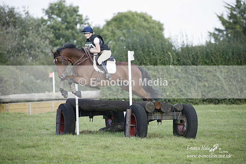  WWHT 171021 4055 - Open (1.00m)  17/10/21