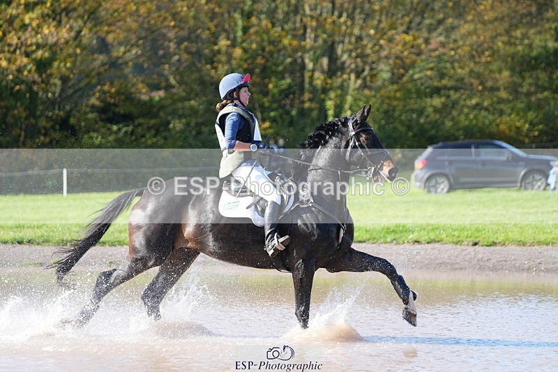 251024A-125628-10874 - B-145-Sarah.Yeaman