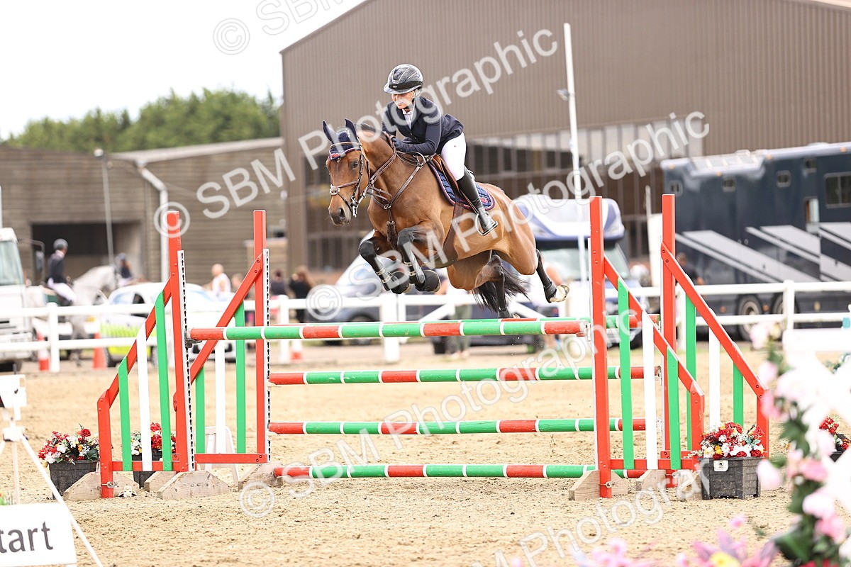 SBM_003680 - Class 22 - Senior Foxhunter 1.20m
