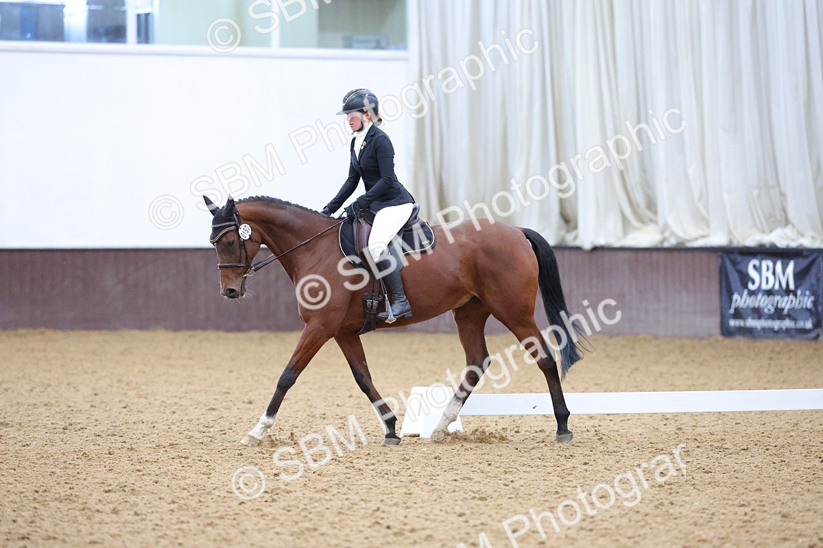 SBM_003886 - Novice