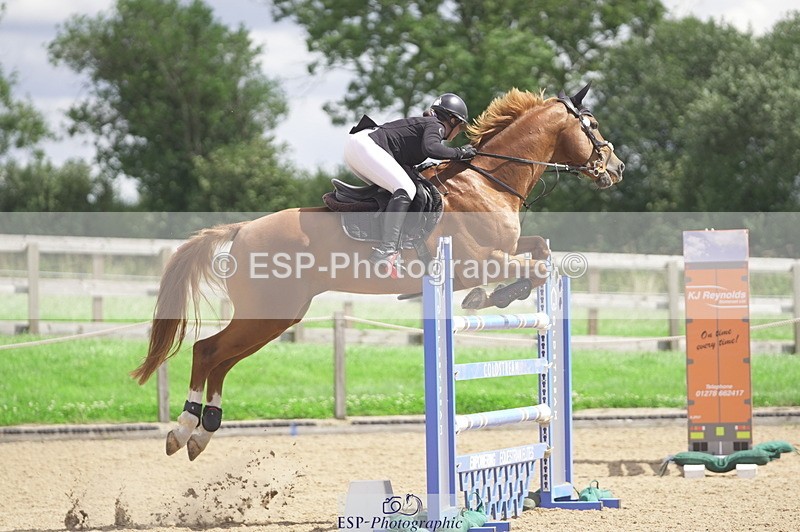 230806A-140130-02366 - Cls 15 National 1.30m and 1.40m