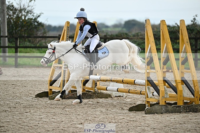 241110-133538-00885 - 60-65cm Arena Eventing