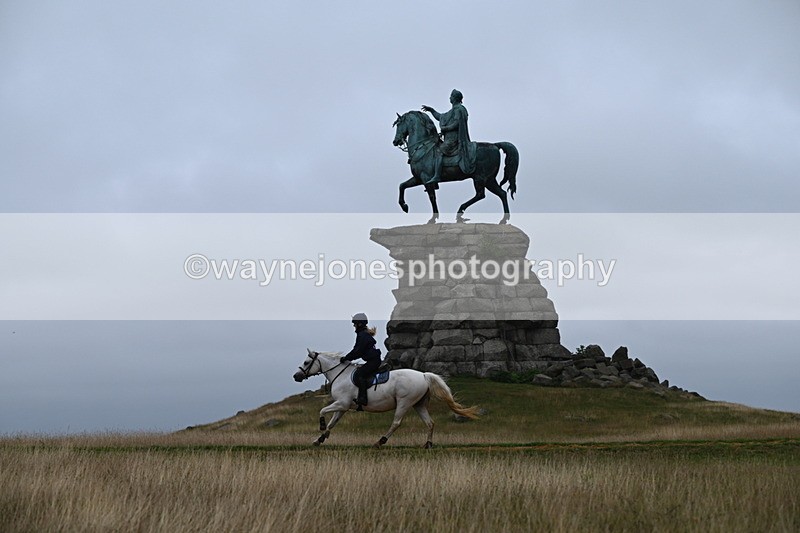 DSC_0423 - Time at Statue 09:51 to 10:54