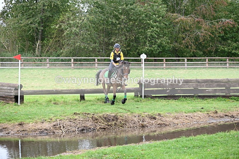 WJ6_3163 - Time at Photographer 11:01 to 11:20