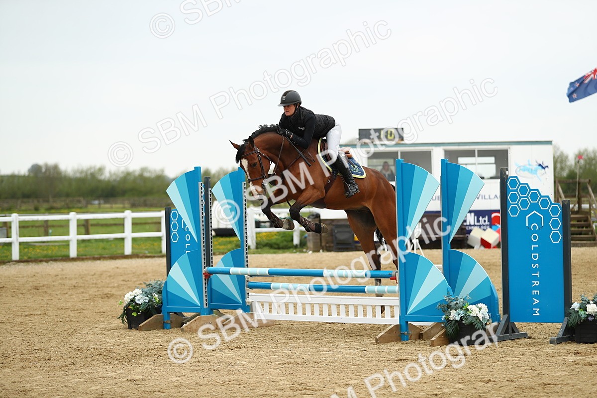 SBM_000427 - Class 2 - Senior British Novice 90cm