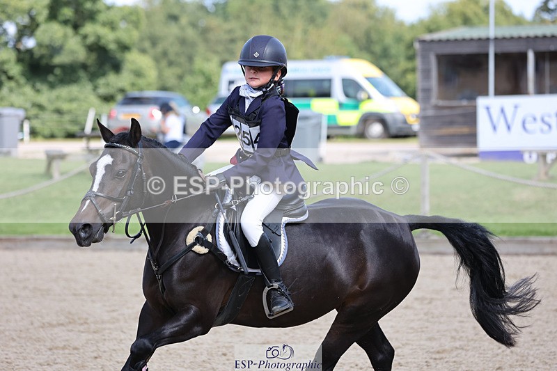 240823X-103949-15601 - 60cm R1 10.00 to 11.30