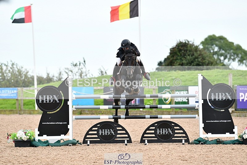 240915A-165621-11153 - Cls 30 Snr Foxhunter