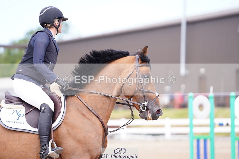 240721A-142316-18662 - Cls 32, YH 6 Yr Olds 1.30m