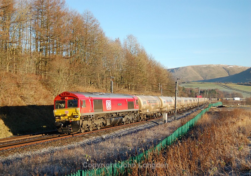 JL - 25.11.16 66055 6M00 Mossend - Clitheroe, Beckfoot - West Coast Main Line (north to south)