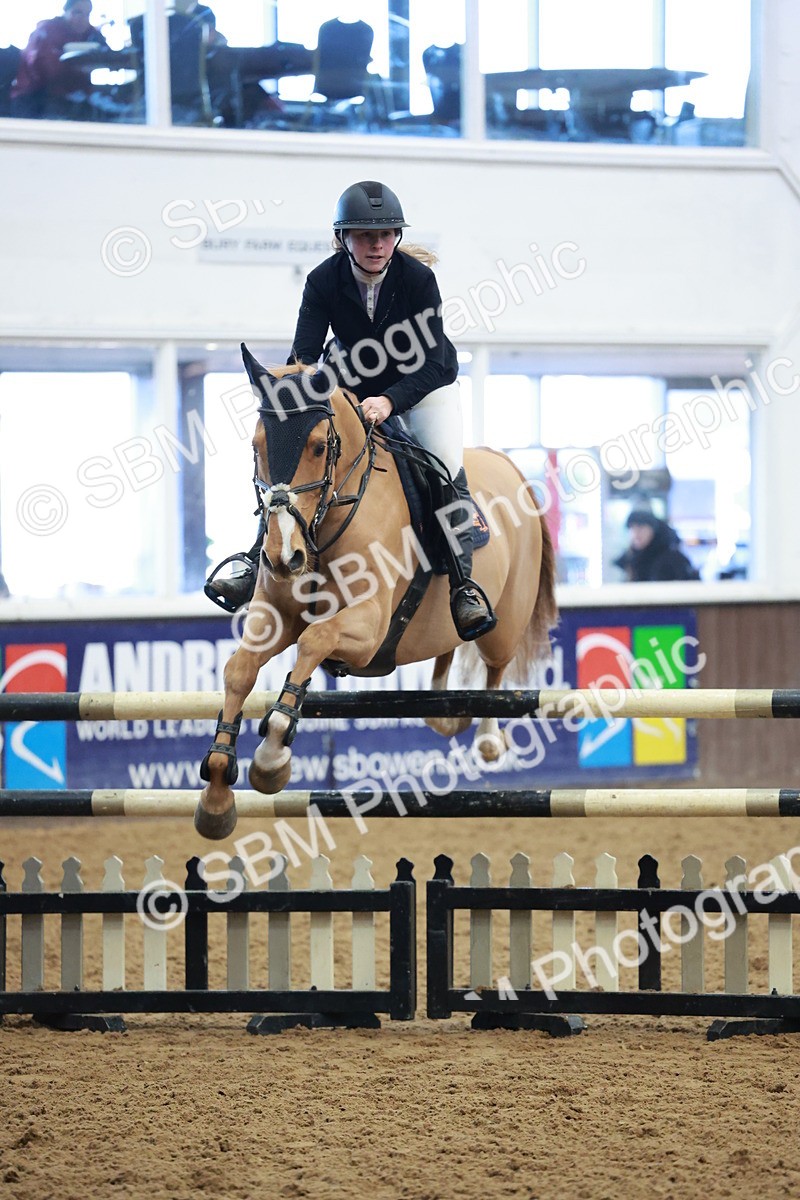 SBM_003566 - Class 11 - Senior Newcomers/ 1.10m Open