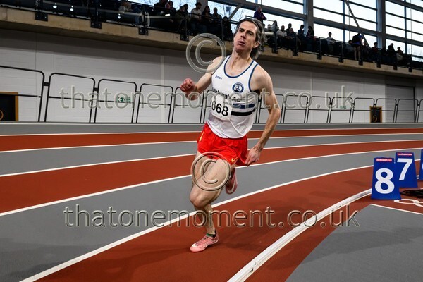 SenInd26-819703 - Track Male Set One