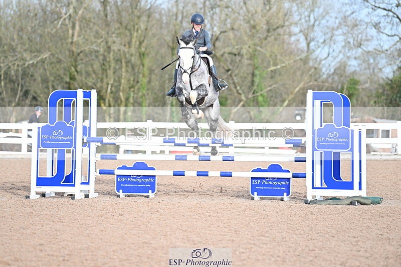 231208A-111224-00399 - Cls 4 Snr 1.05m Open