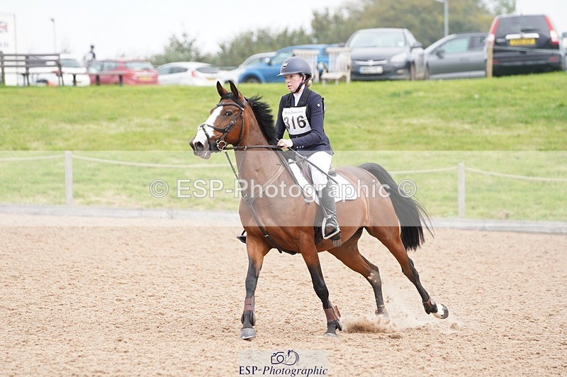 240901A-092426-05345 - 316-Francesca.Lawrence-WITH.A.LITTLE.BIT.OF.LUCK