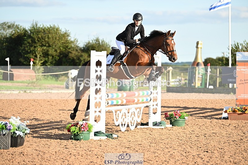 240913A-174613-05472 - Cls 19 Snr 1m Open Speed Derby