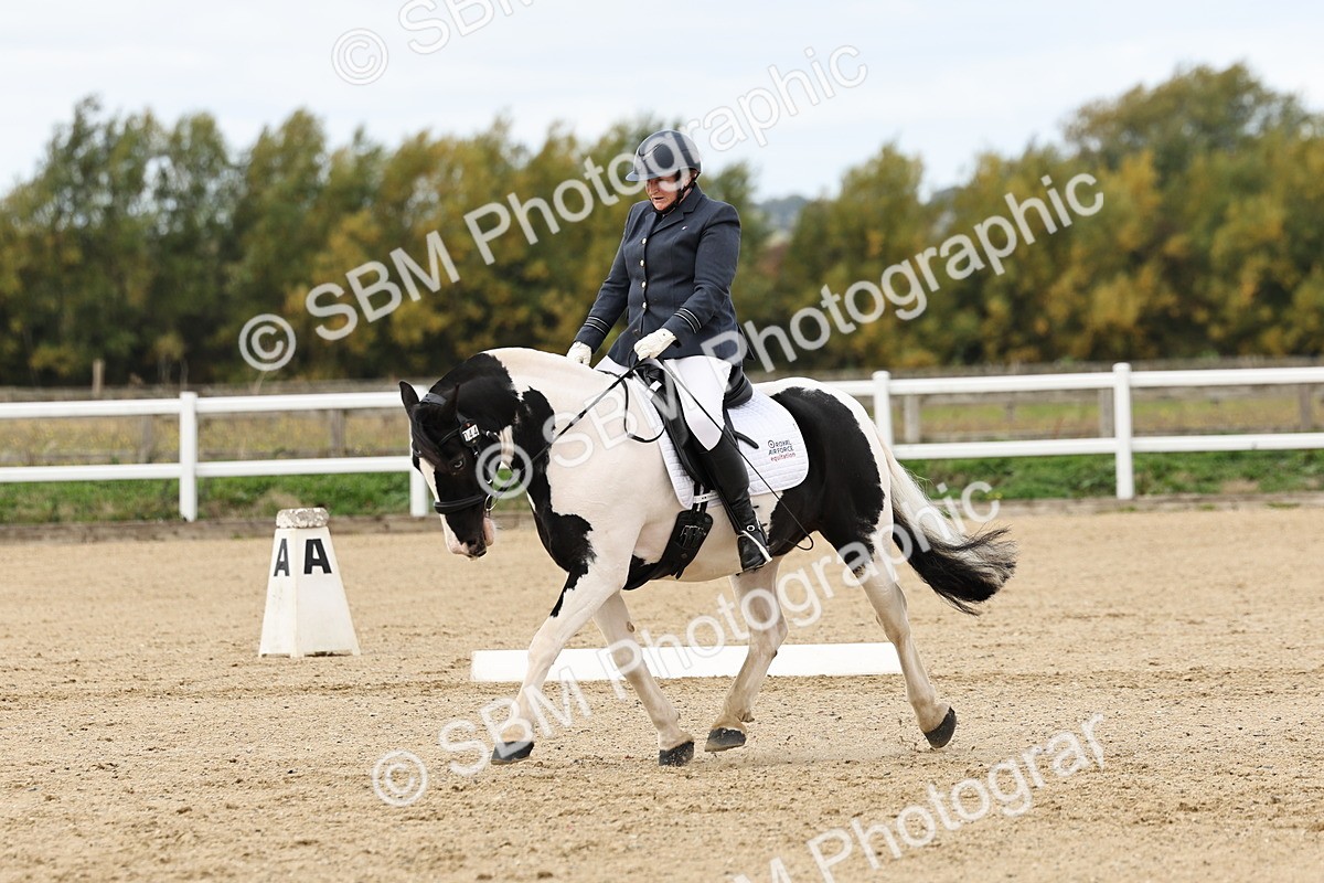 SBM_004424 - Class 69 - Novice 2