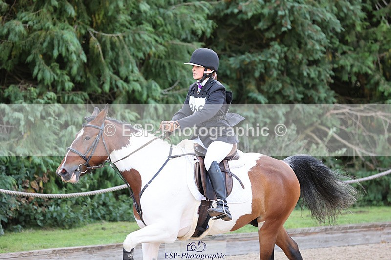 240823X-092439-14532 - 60cm R1 8.30 to 10.00