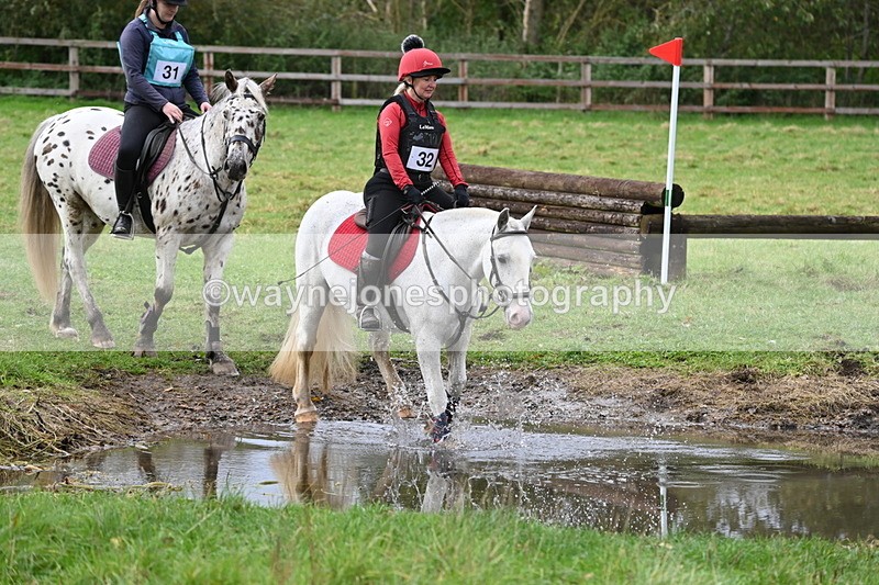 WJ6_4107 - Time at Photographer 11:48 to 11:56