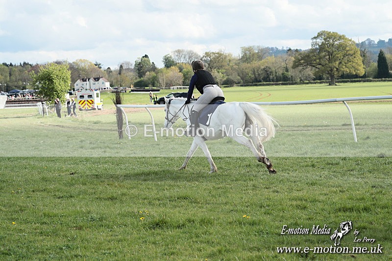 PtP 210425  1358 - Paxford Races Easter Monday 21/04/25