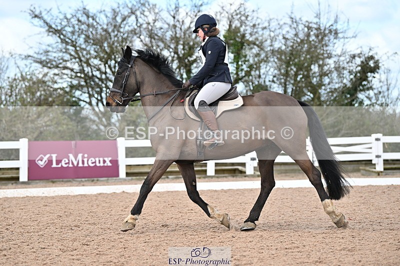 240324A-130157-02446 - Novice 28, 13.00 to 14.00