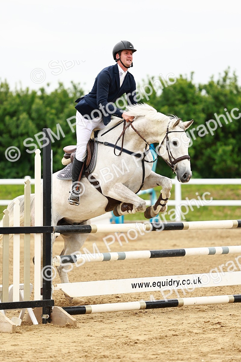 SBM_000925 - Class 3 - Senior Discovery - 1.00m