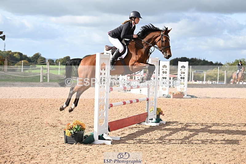 251005-142430-03894 - Cls 21 Newcomers and 1.10m